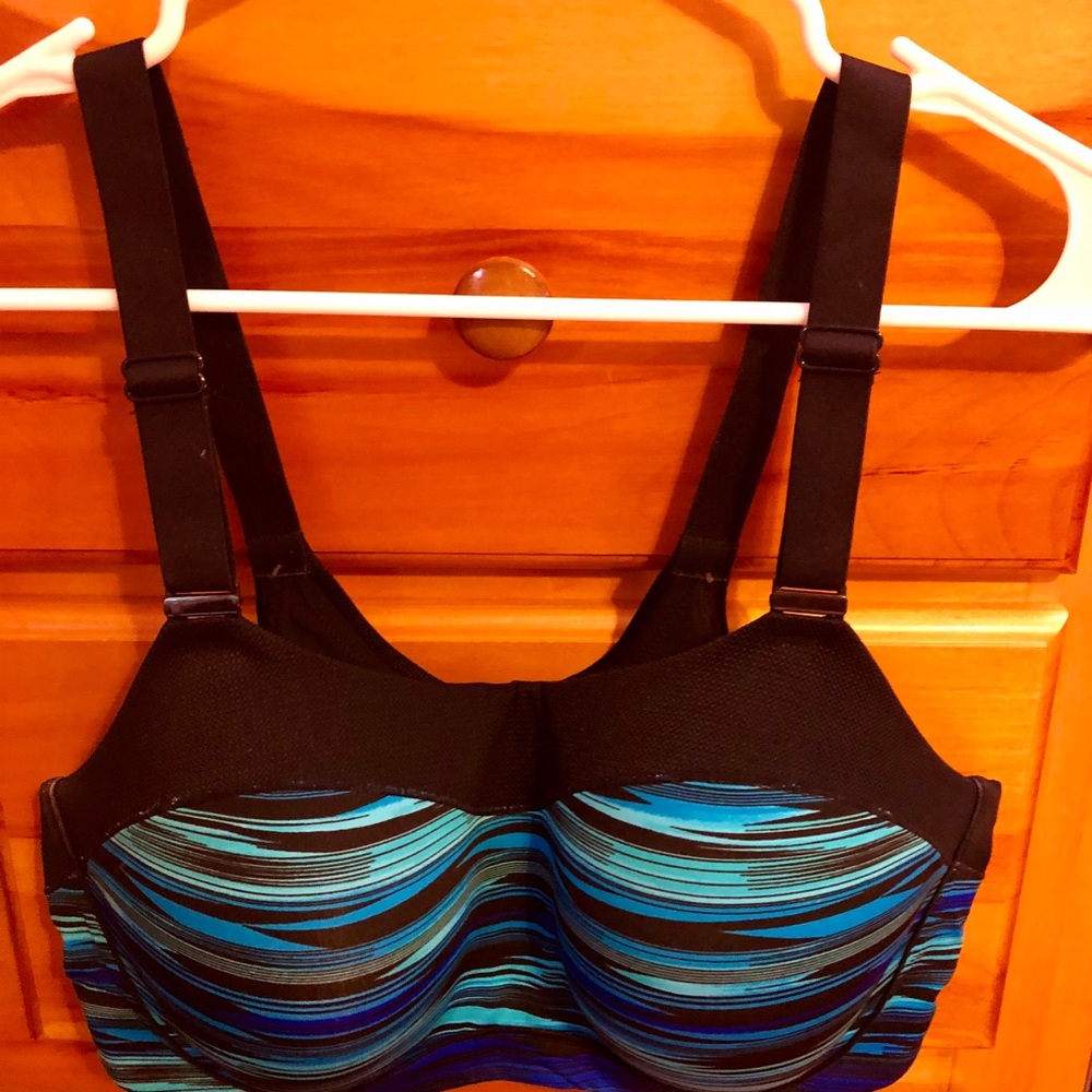 Ambrielle Road Runner Bra